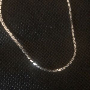 Vintage Women's Silver Plated Necklace